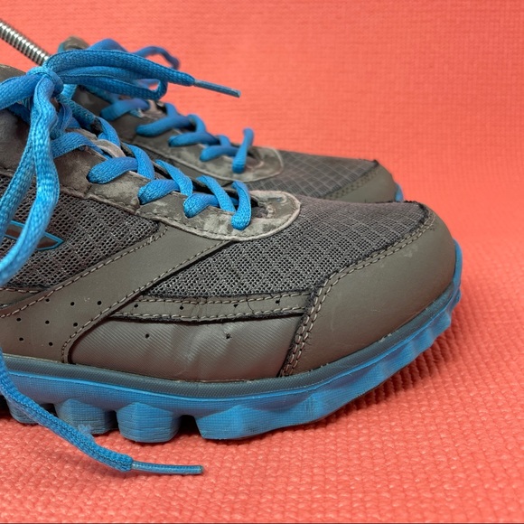 LA Gear Sneakers Womens Size 10 Athletic Tennis Shoes Blue Gray Walking Casual - Picture 10 of 11